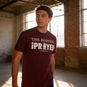 (Unisex)THIS MORNING iPRAYED
(Red grape/white ink)